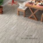 Cerámica Biloba Natural 51x51 cm 2da Calidad | Símil Madera Mate